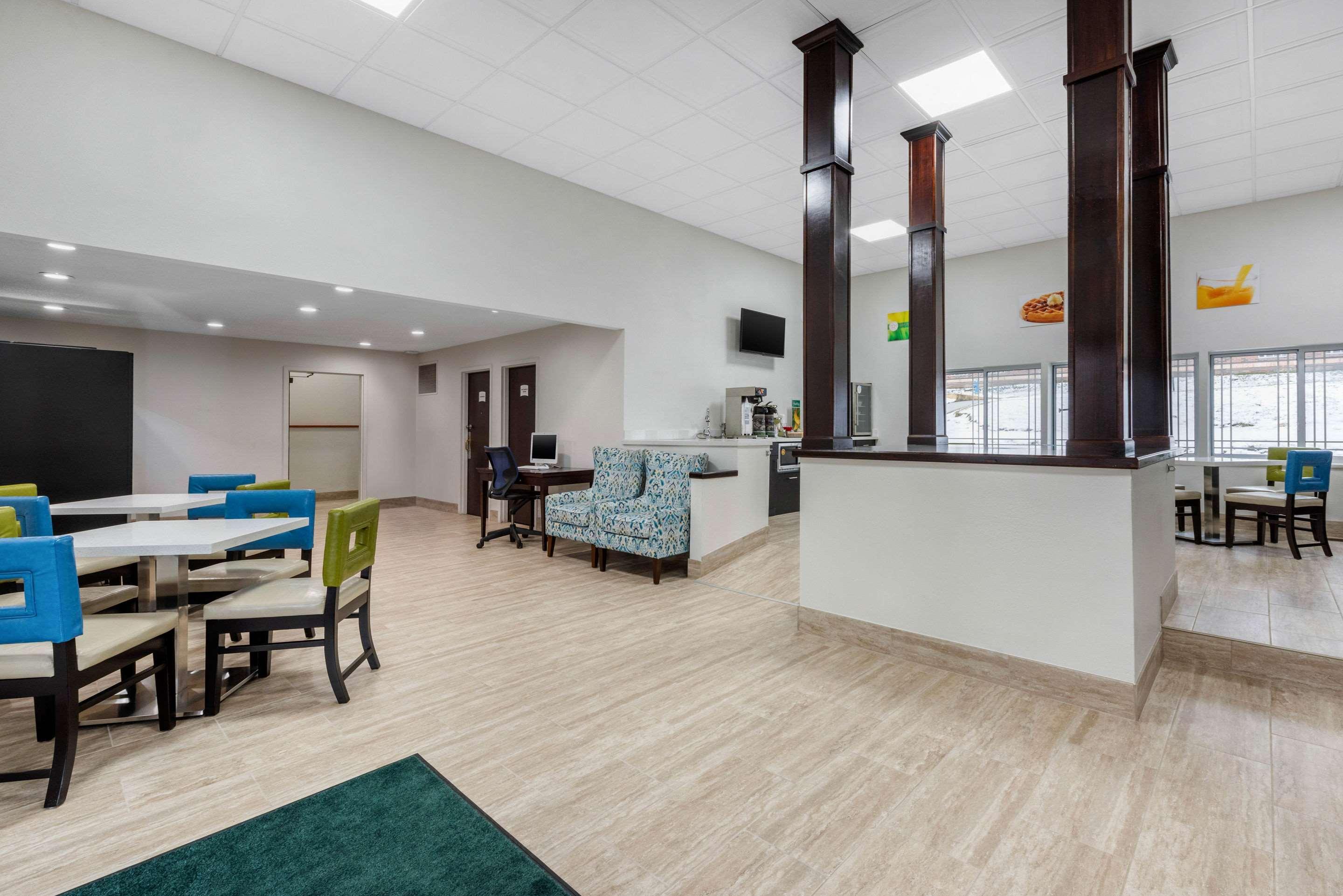 Quality Inn Coraopolis Exterior foto