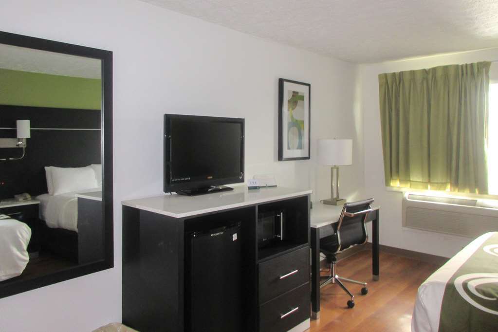 Quality Inn Coraopolis Habitación foto