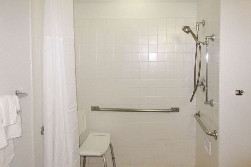 Quality Inn Coraopolis Habitación foto